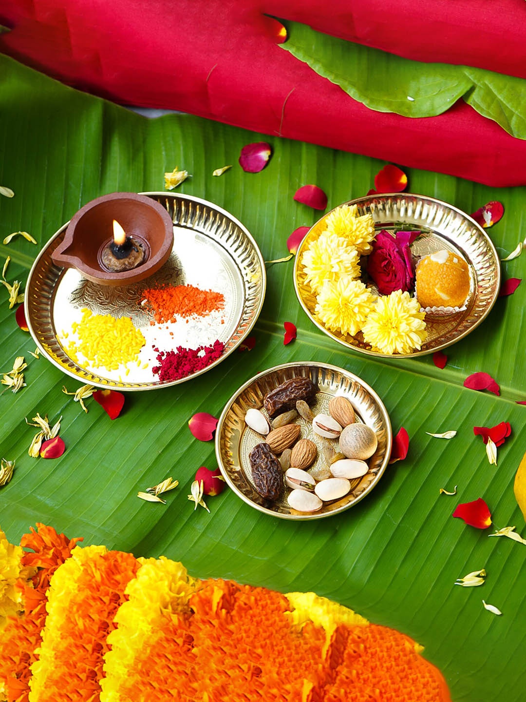 

Ekhasa 3-Pcs Brass Pooja Thali, Gold