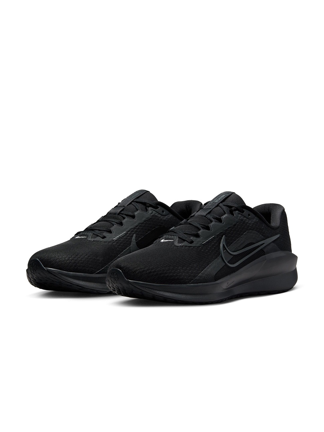 

Nike Men Downshifter 13 Shoes, Black