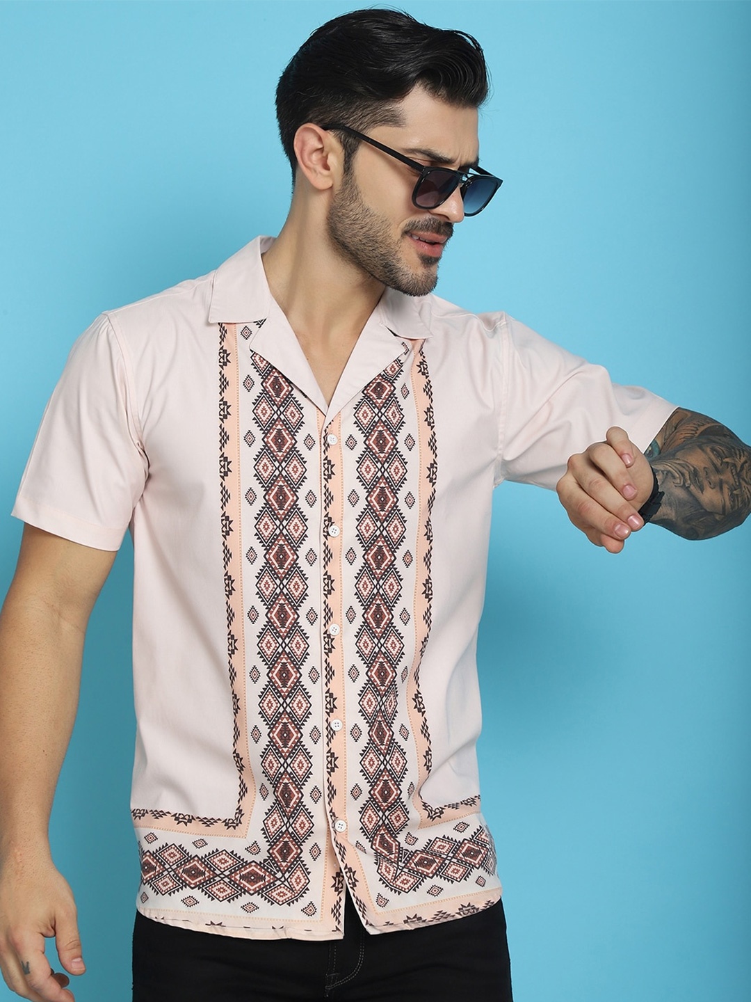 

Indian Needle Classic Ethnic Motifs Printed Cotton Casual Shirt, Pink