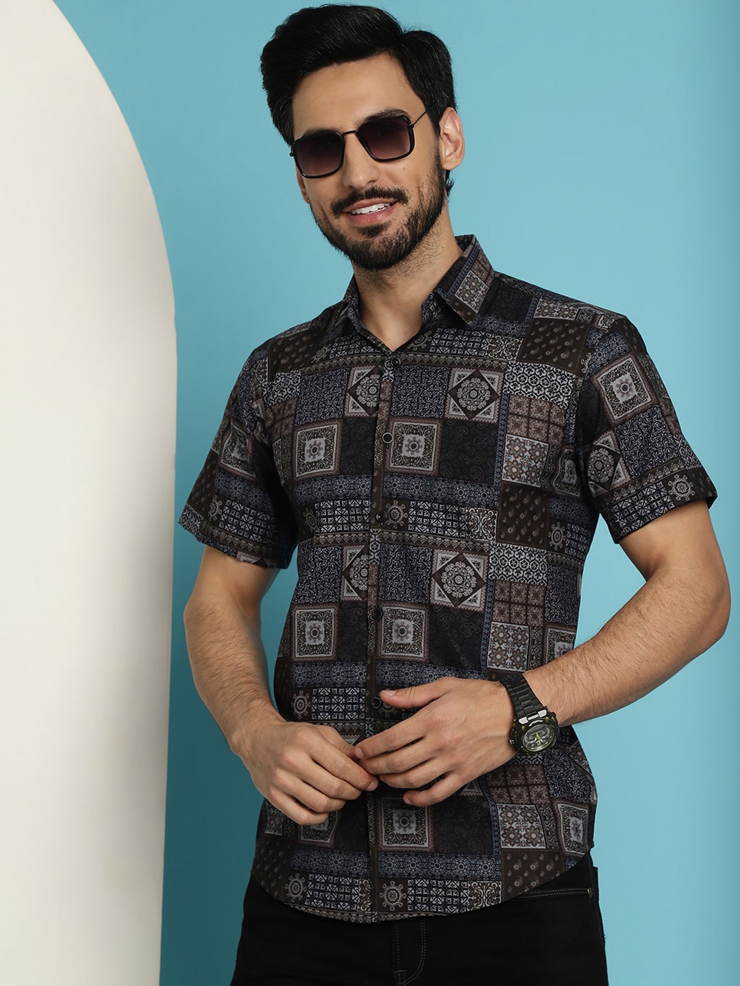

Indian Needle Spread Collar Short Sleeves Ethnic Motifs Print Classic Opaque Casual Shirt, Coffee brown
