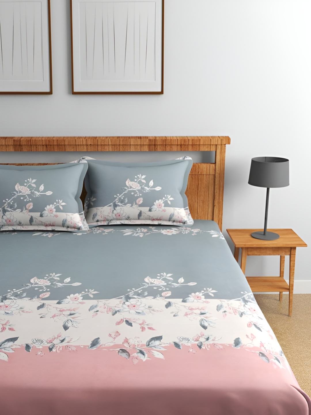 

Florida Pink & White Floral 180 TC Queen Fitted Cotton Bedsheet with 2 Pillow Covers