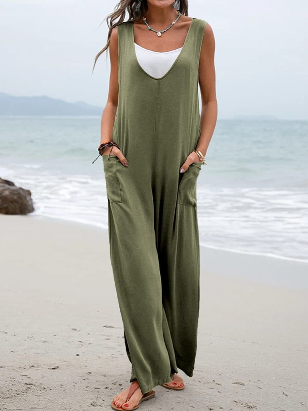 

Stylecast X KPOP Green V-Neck Sleeveless Jumpsuit