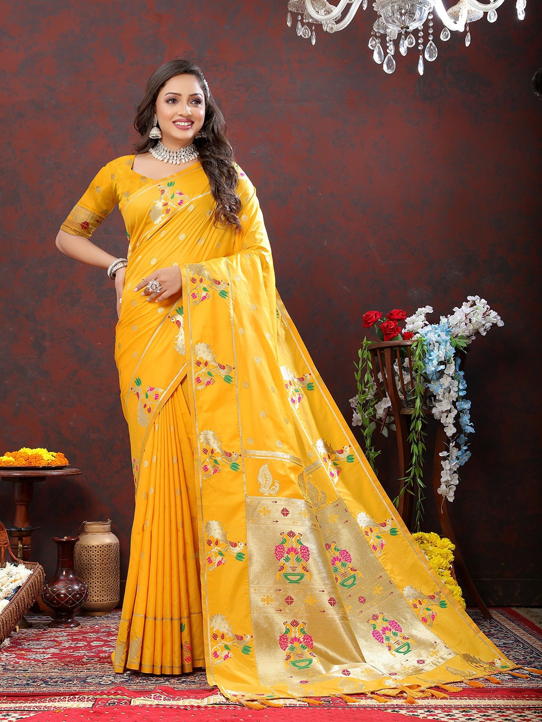 

JATRIQQ Ethnic Motifs Woven Design Zari Paithani Saree, Gold