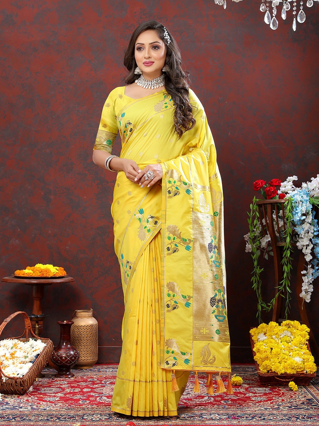 

JATRIQQ Ethnic Motifs Woven Design Zari Paithani Saree, Yellow