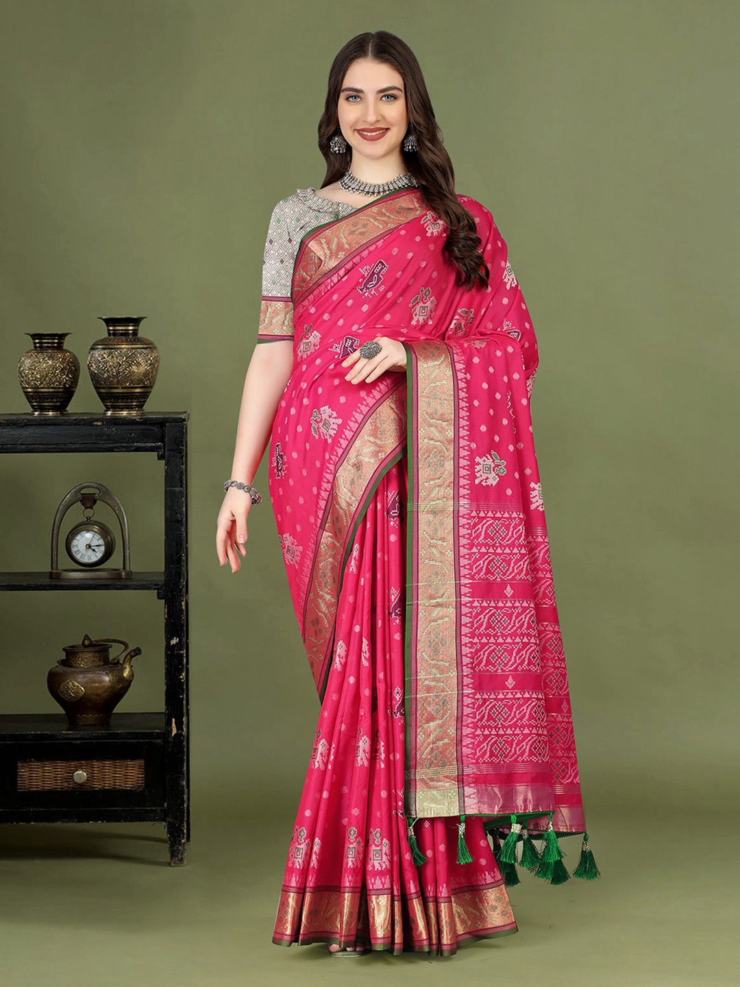 

JATRIQQ Ethnic Motifs Woven Design Zari Patola Saree, Pink