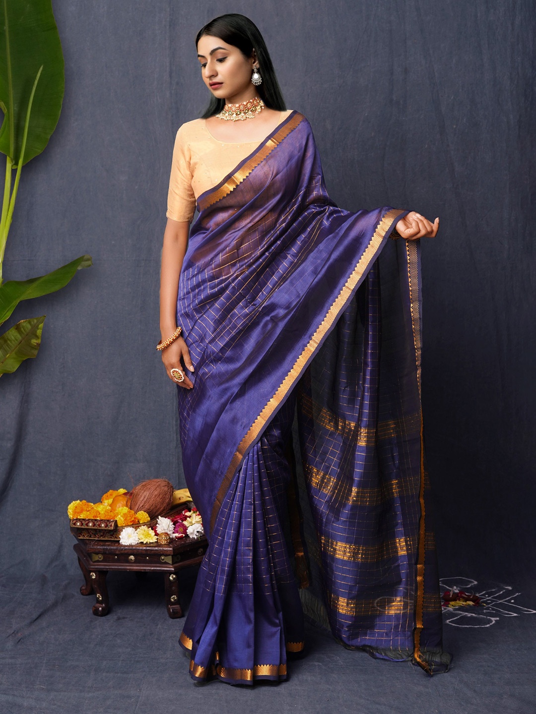 

Unnati Silks Checked Woven Design Zari Mangalagiri Saree, Navy blue