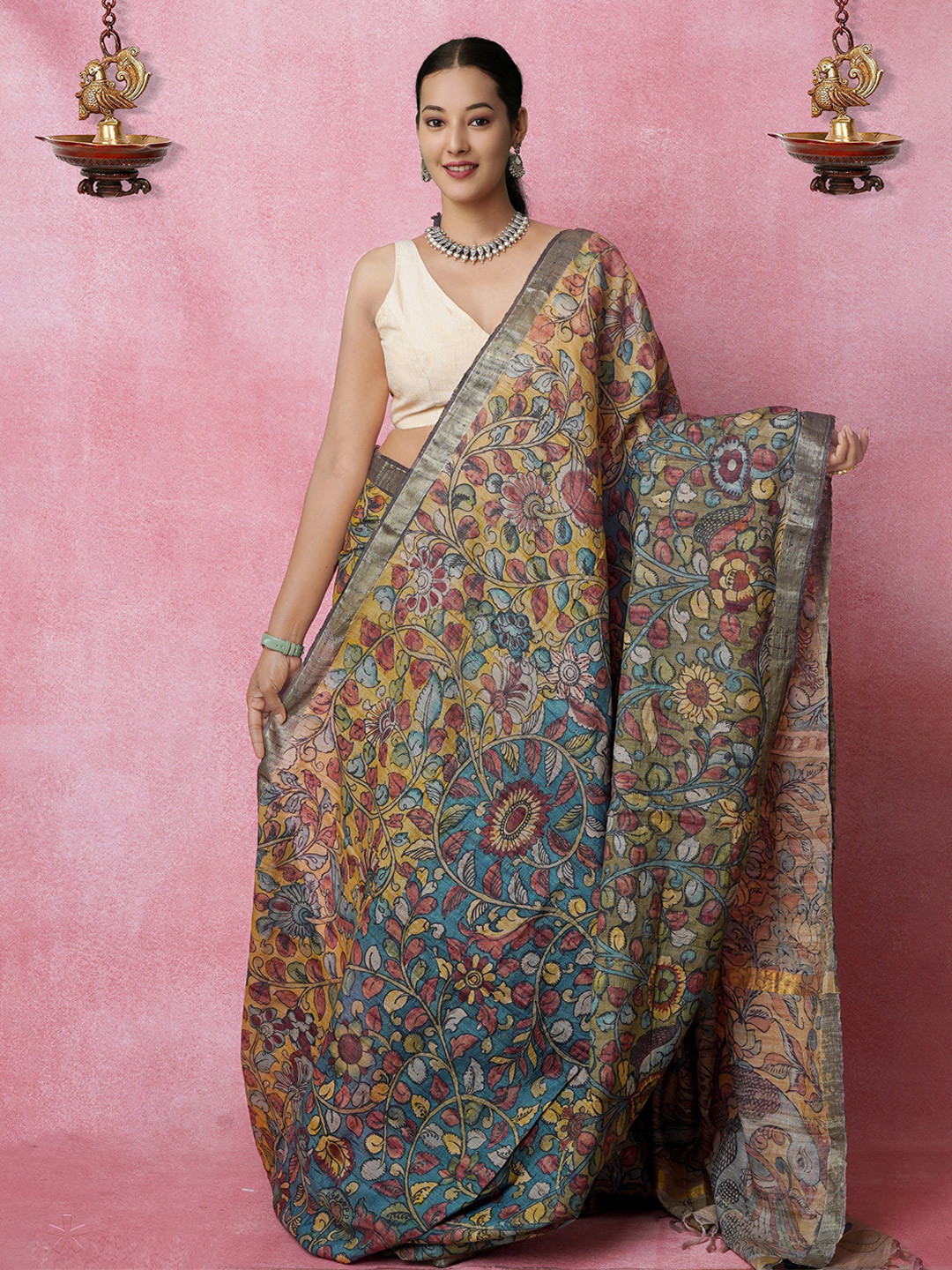 

Unnati Silks Kalamkari Handloom Pure Silk Tussar Saree, Red