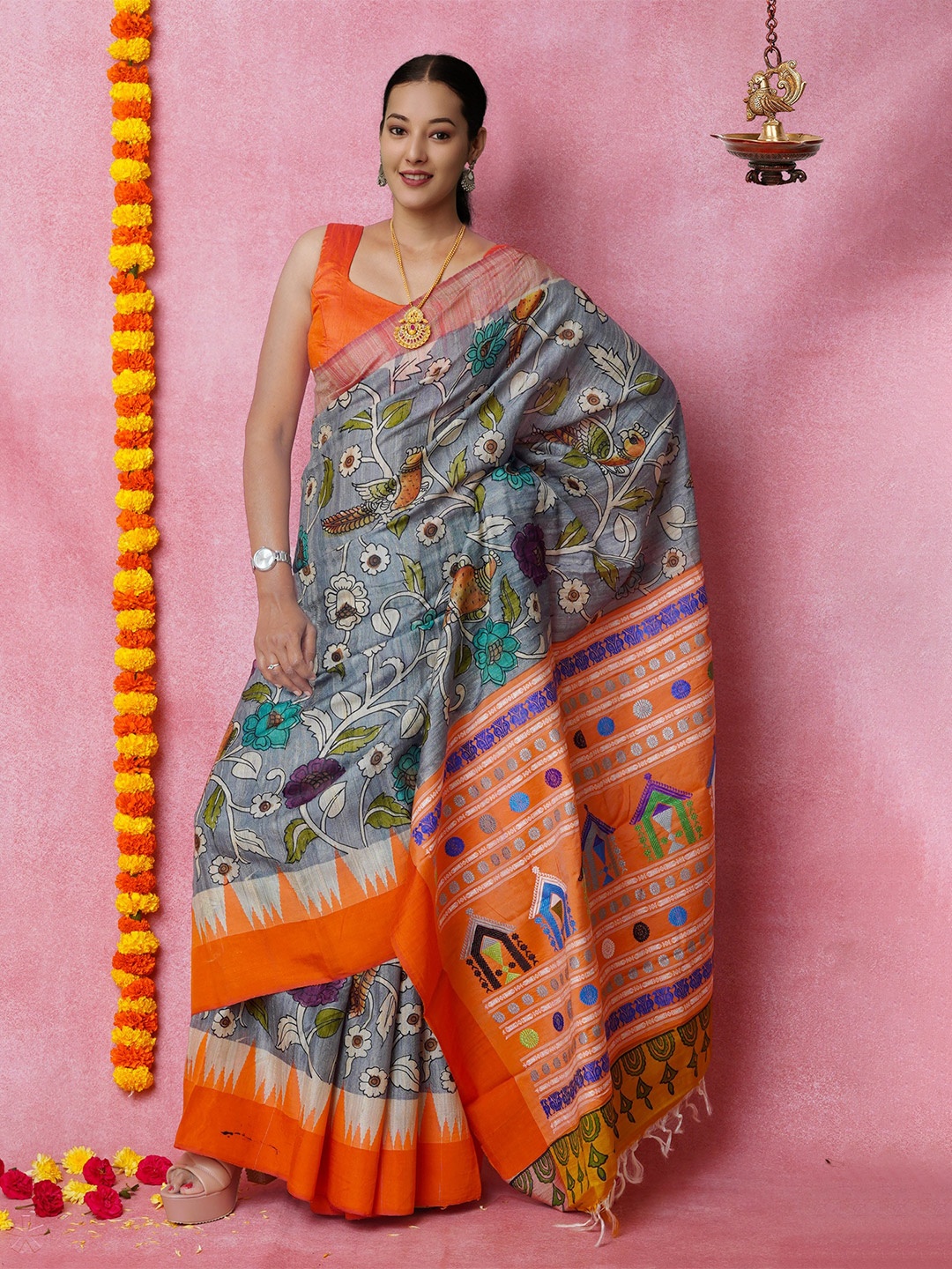 

Unnati Silks Kalamkari Handloom Pure Silk Tussar Saree, Grey