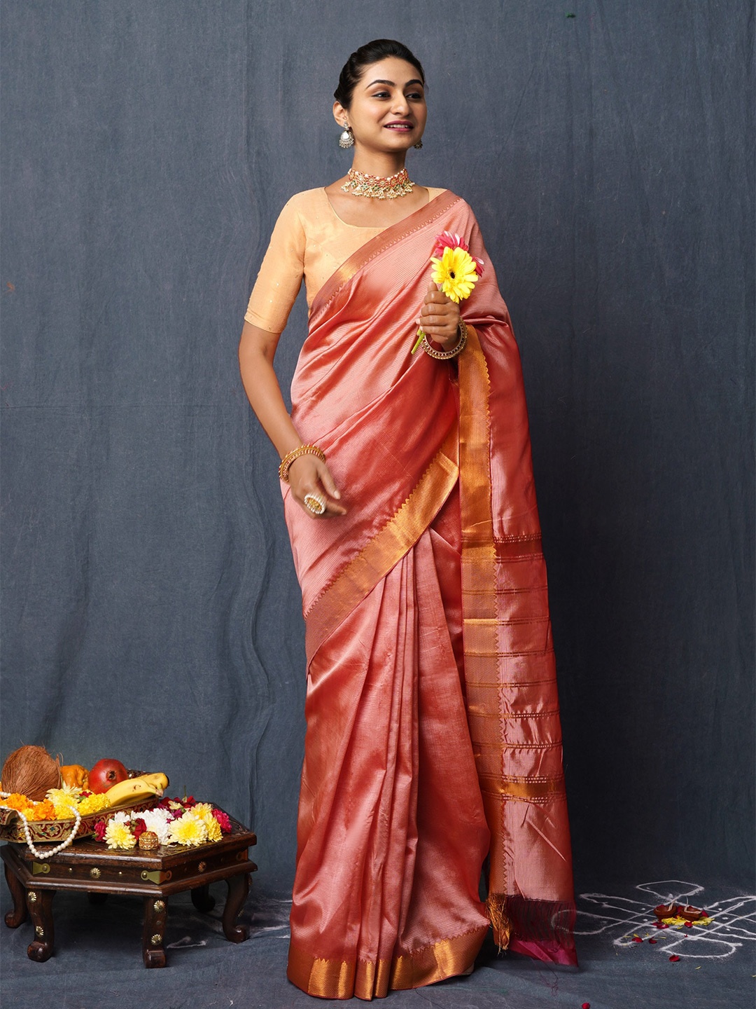 

Unnati Silks Woven Design Zari Handloom Mangalagiri Saree, Red