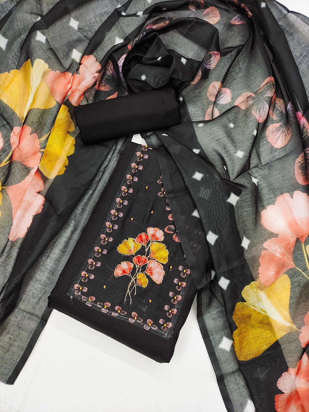 

Panzora Floral Printed Beads & Stones Unstitched Dress Material, Black
