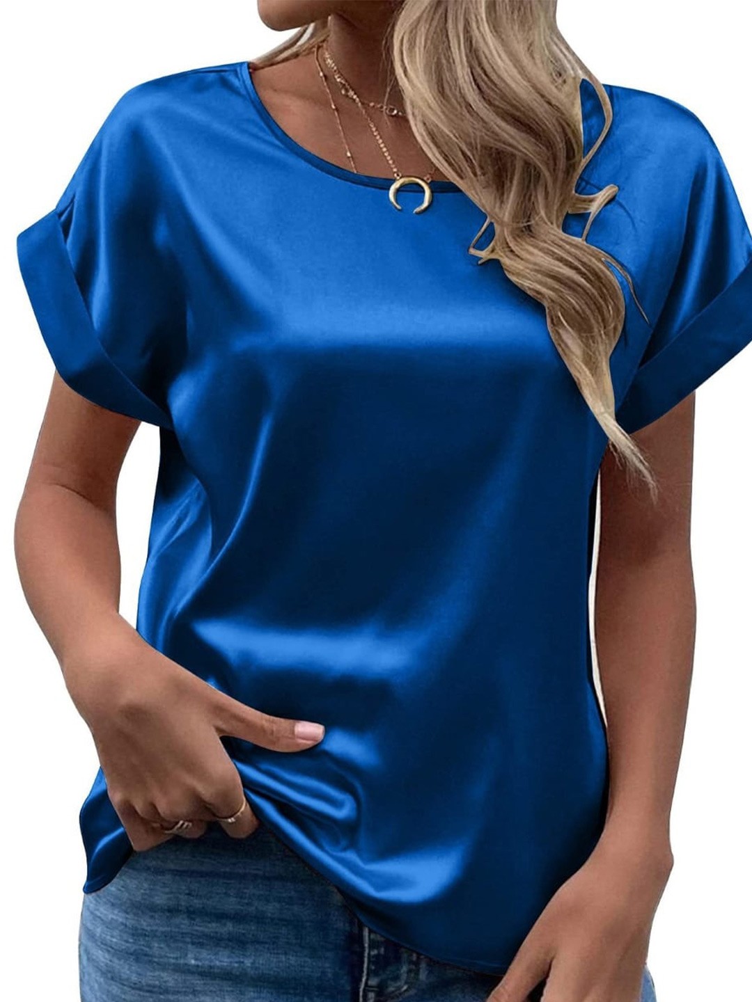 

Stylecast X KPOP Blue Extended Sleeves Top