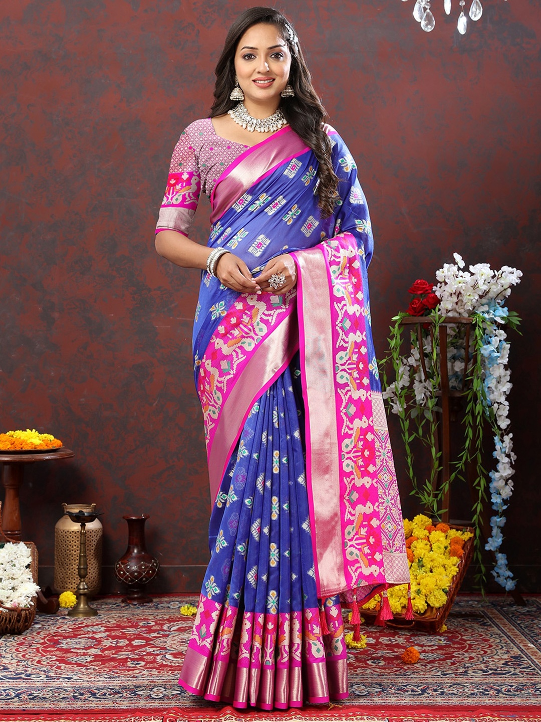 

JATRIQQ Ethnic Motifs Zari Organza Banarasi Saree, Blue
