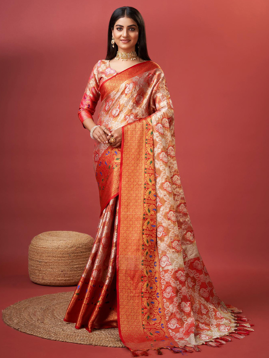 

Spetila Ethnic Motifs Woven Design Zari Organza Banarasi Saree, Red