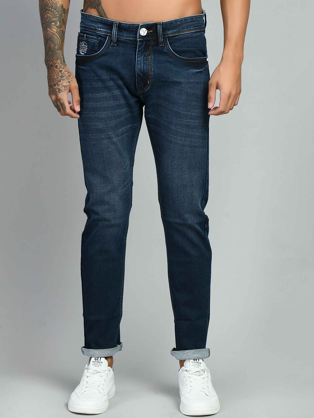 

SQUIREHOOD Men Straight Fit Slash Knee Stretchable Jeans, Na
