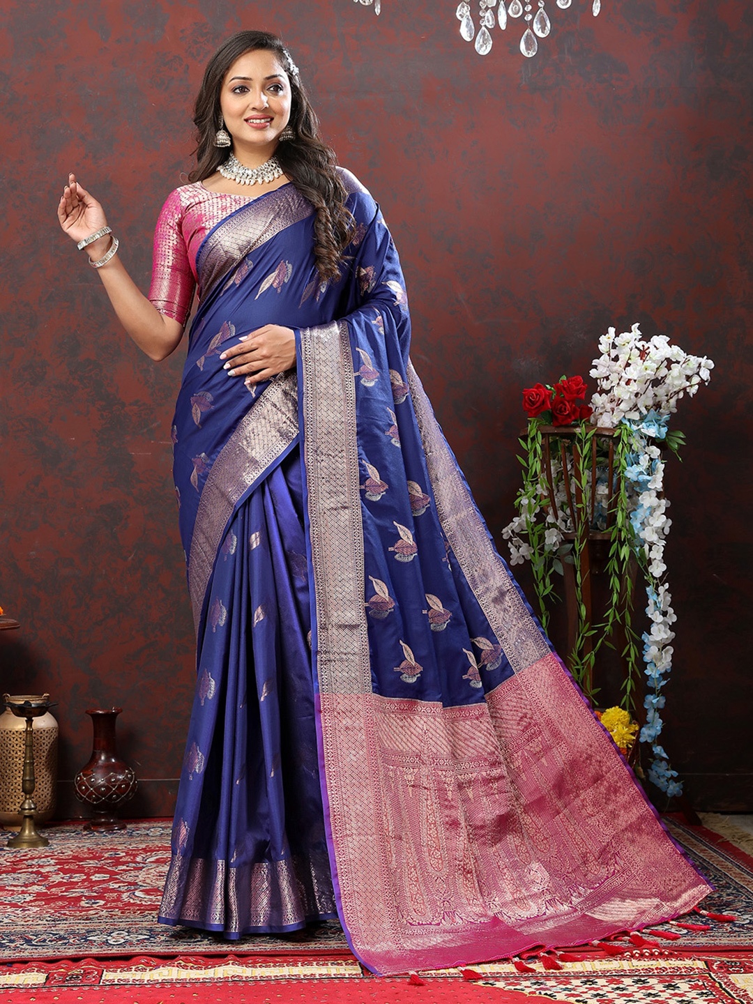 

JATRIQQ Ethnic Motifs Woven Design Zari Banarasi Saree, Navy blue