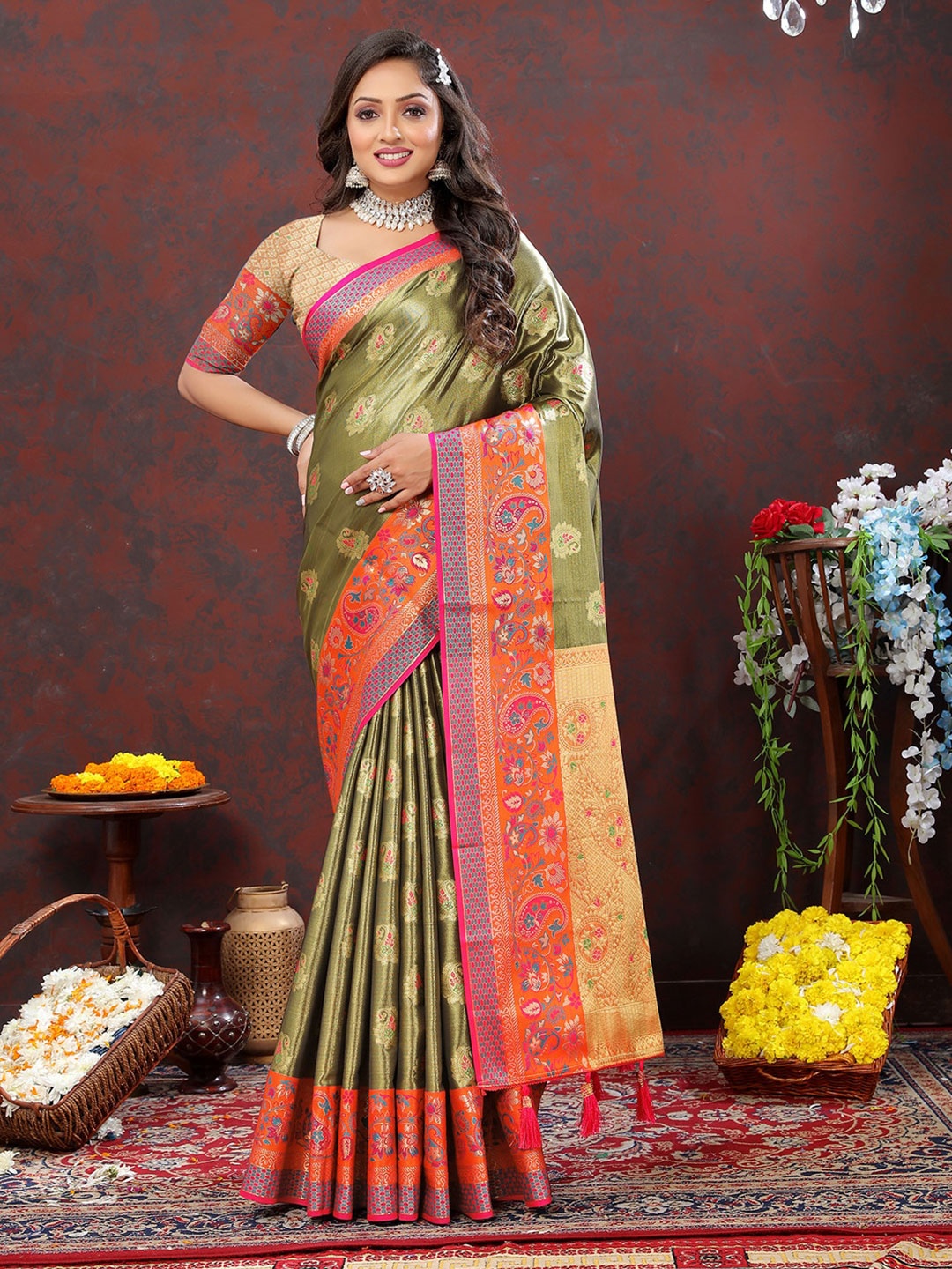 

JATRIQQ Ethnic Motifs Woven Design Zari Kanjeevaram Saree, Olive