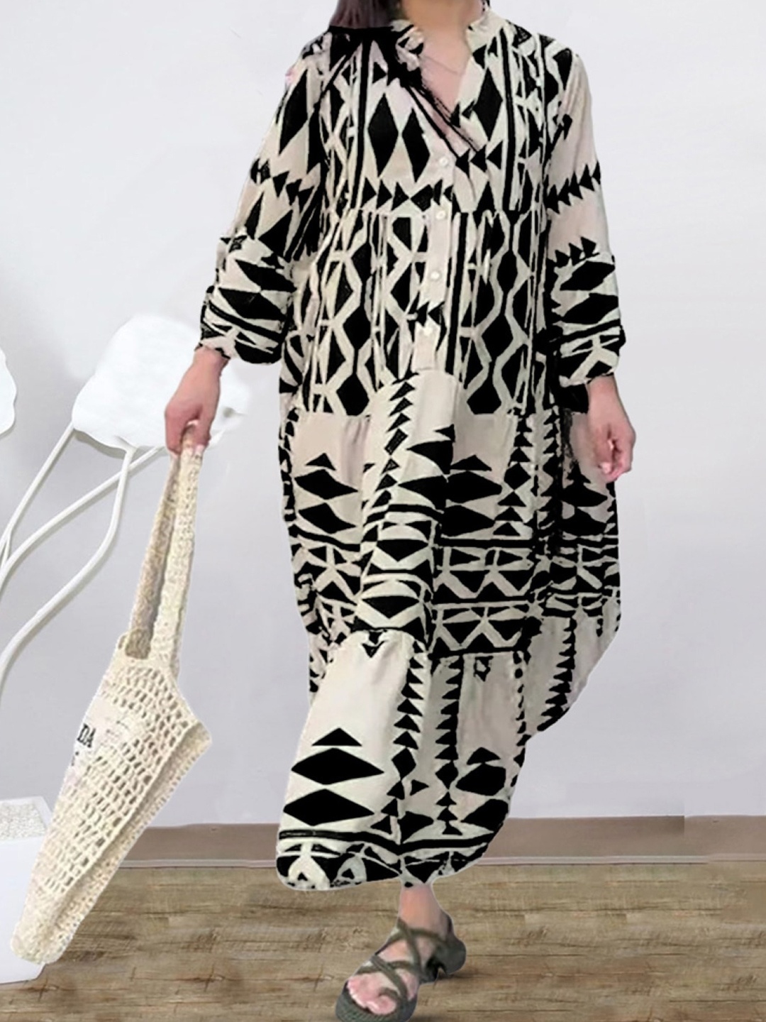 

Stylecast X KPOP Mandarin Collar Long Sleeves Animal Print Kaftan Midi Dress, Black