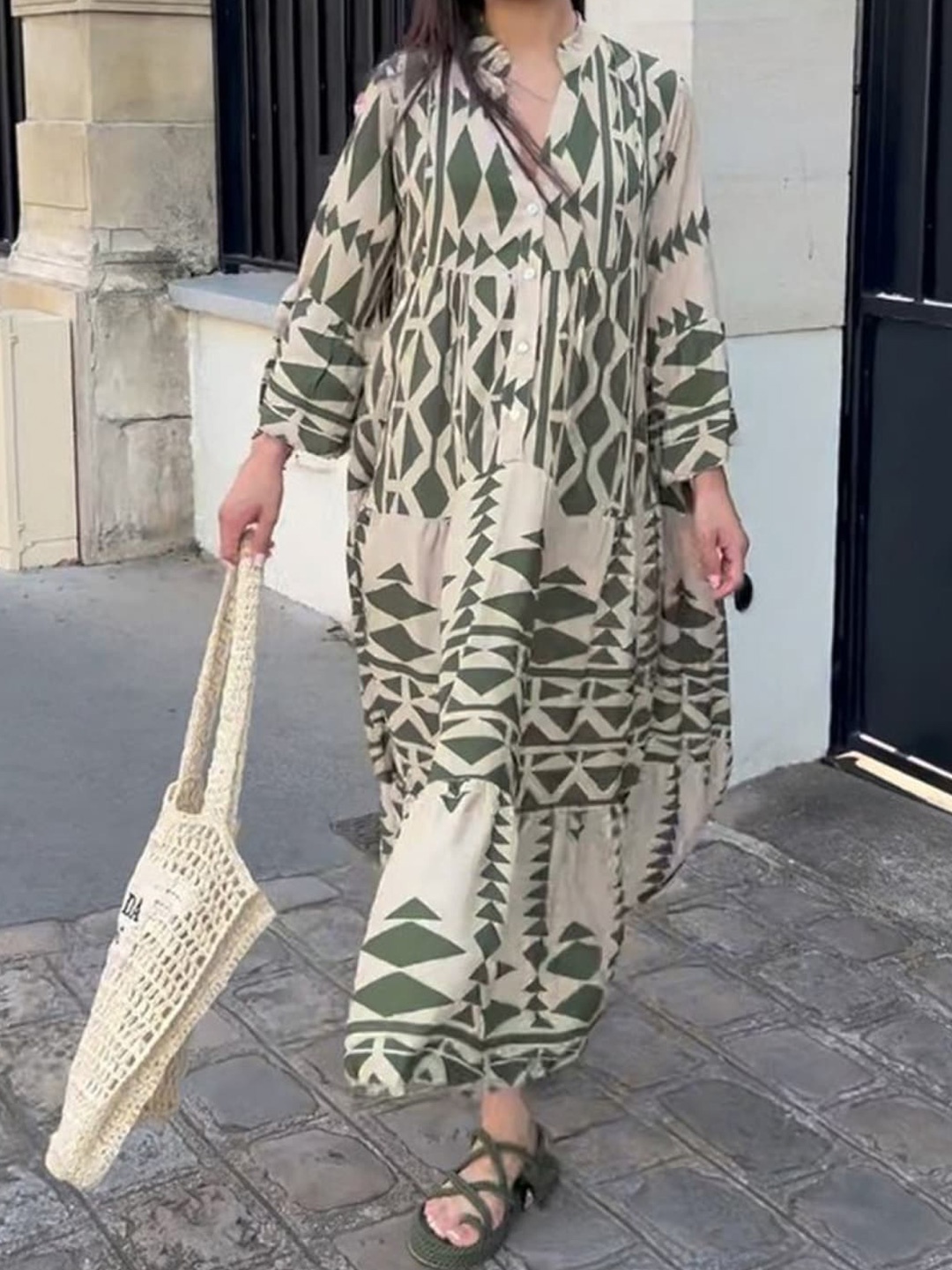 

Stylecast X KPOP Abstract Print Kaftan Midi Dress, Green