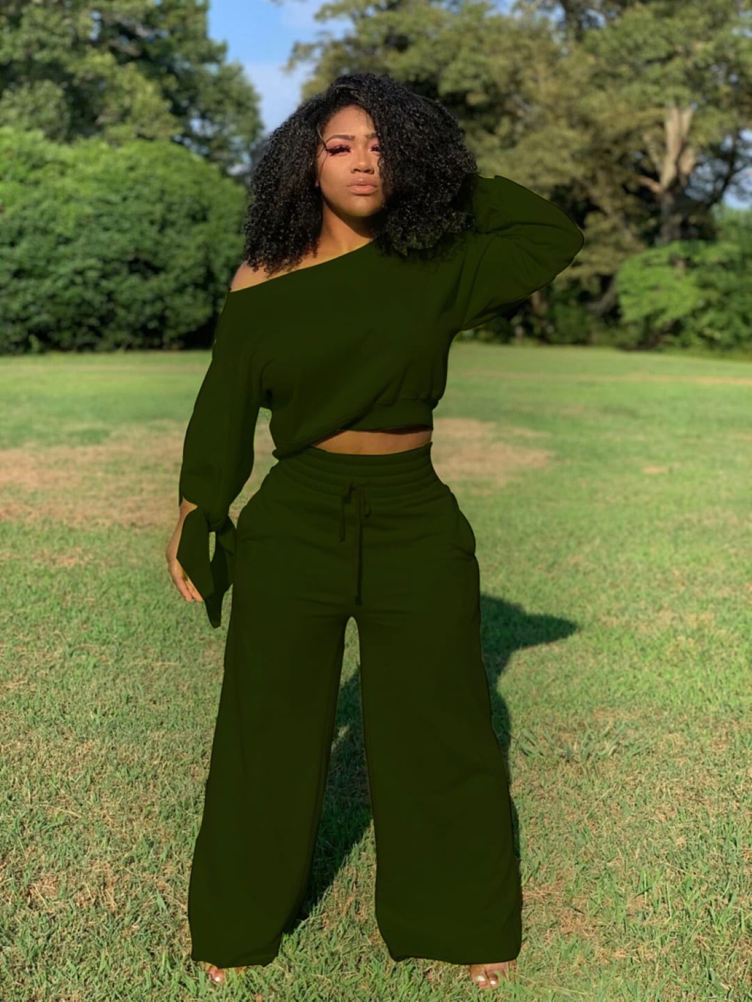 

Stylecast X KPOP One Shoulder Top & Trousers Co-Ords, Green