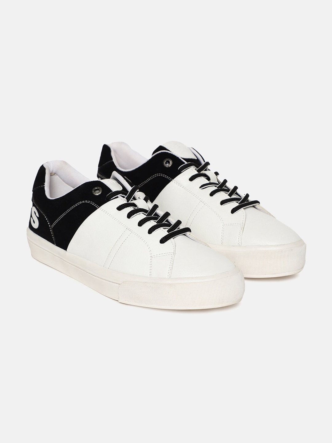 

Levis Men Colourblocked Lace Up Memory Foam Insole Sneakers, White