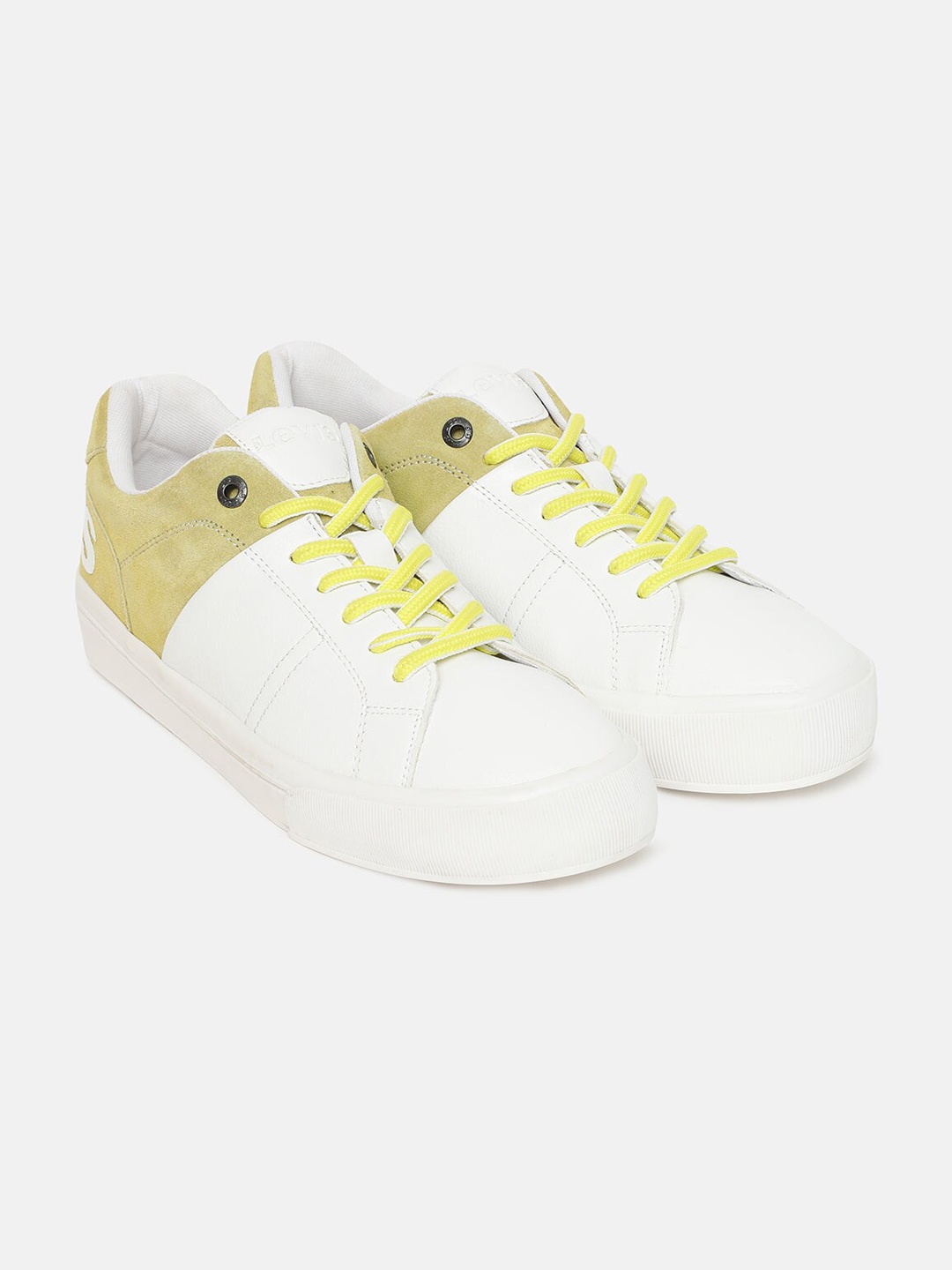 

Levis Men Colourblocked Sneakers, White