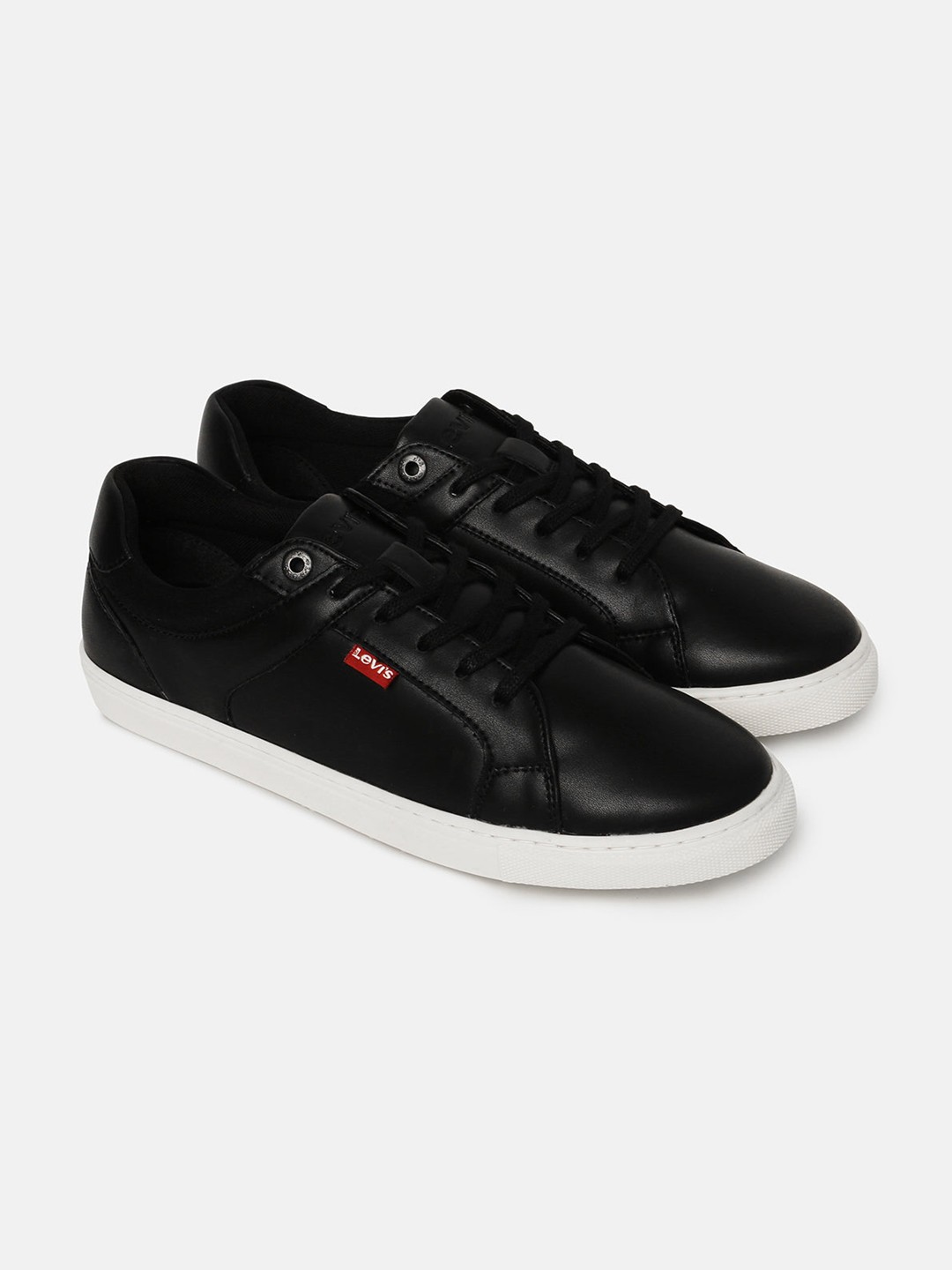 

Levis Men Round Toe Sneakers, Black