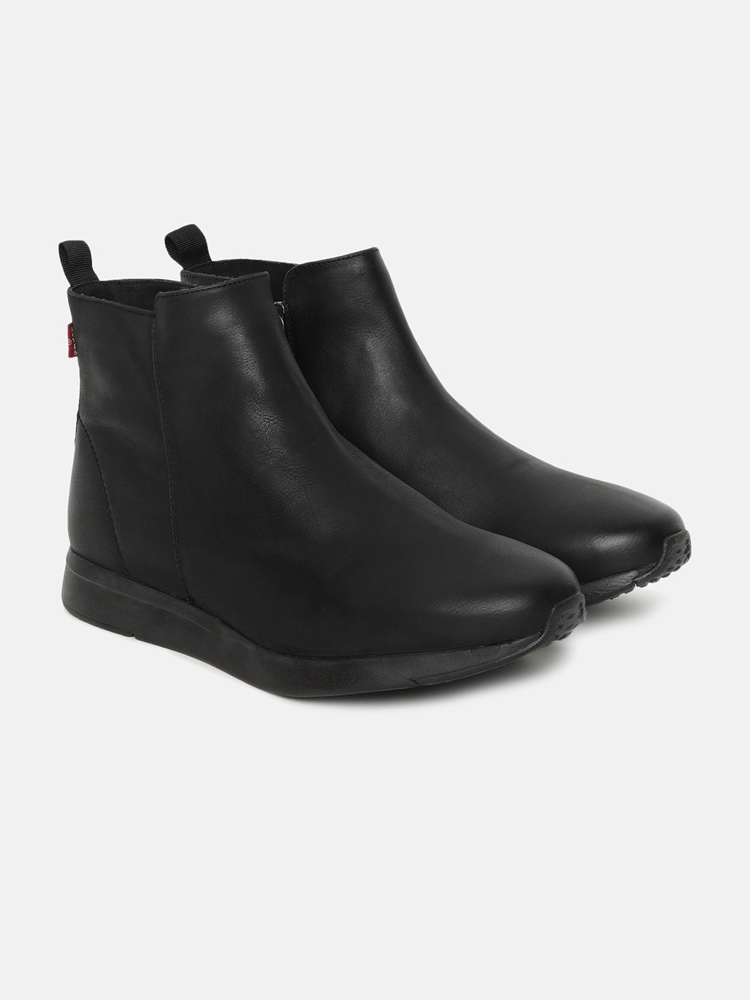 

Levis Men Textured Round Toe Mid-Top Boots, Black