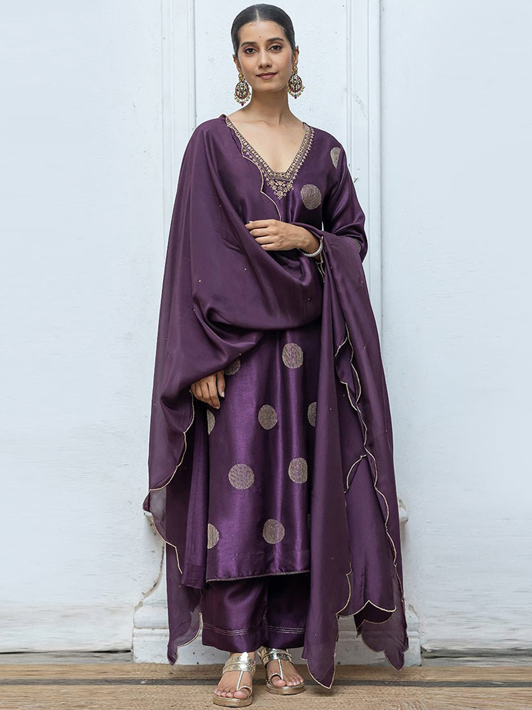 

Ganga Geometric Woven Design Thread Work Pure Cotton Kurta With Palazzos & Dupatta, Purple
