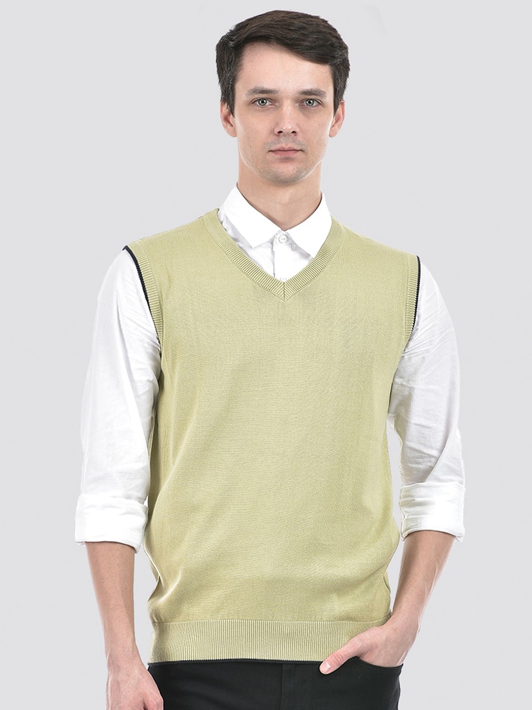 

PORTOBELLO V-Neck Sleeveless Cotton Sweater Vest, Green