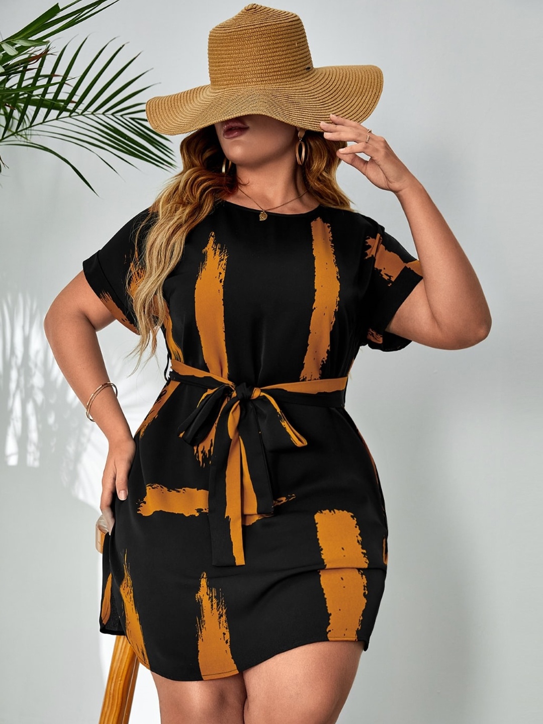 

Stylecast X KPOP Abstract Printed Round Neck Plus Size Above Knee Sheath Dress, Yellow