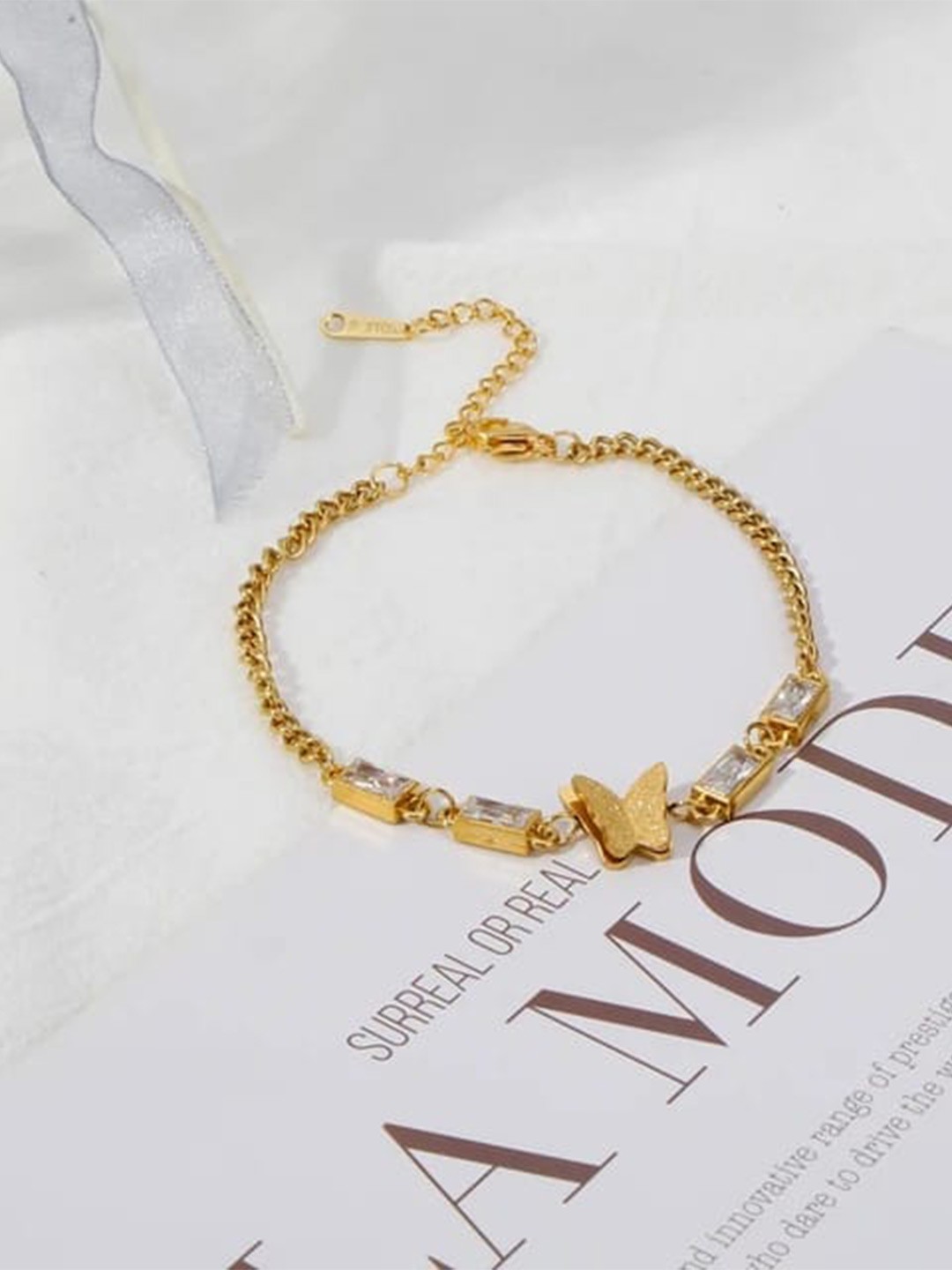 

VIEN Gold-Plated Stainless Steel Butterfly Link Bracelet