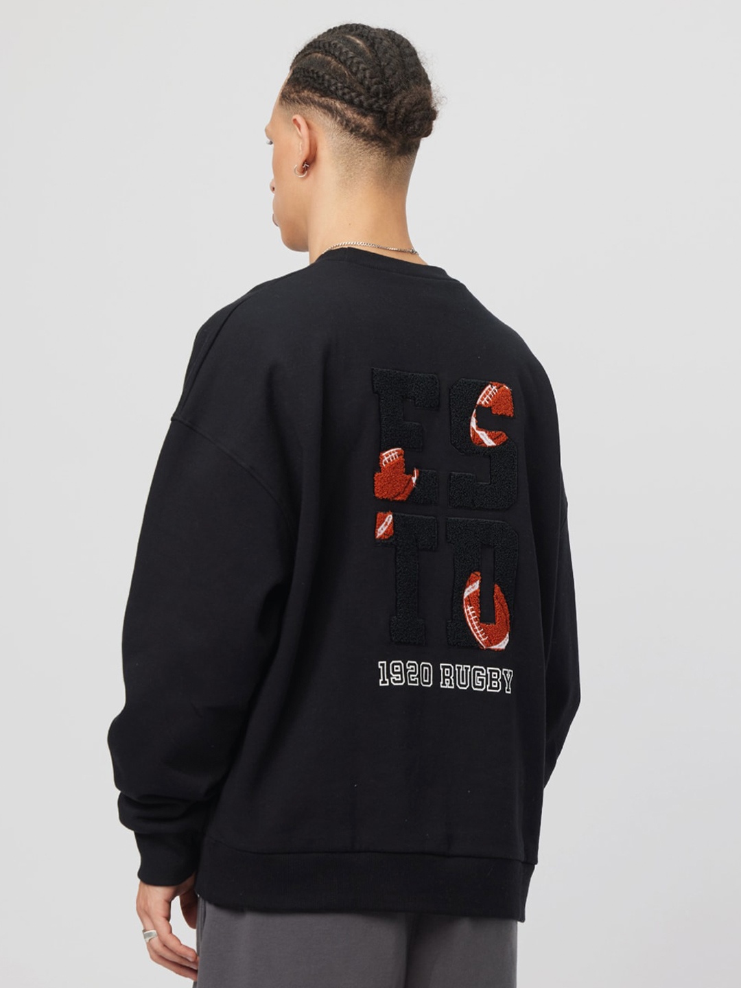 

Koovs Rugby Club Applique Alphanumeric Pure Cotton Pullover Sweatshirt, Black