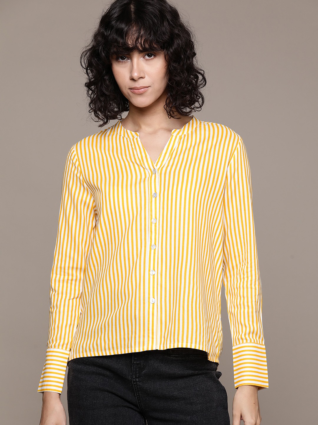 

The Roadster Lifestyle Co. Striped High-Low Casual Shirt, Yellow