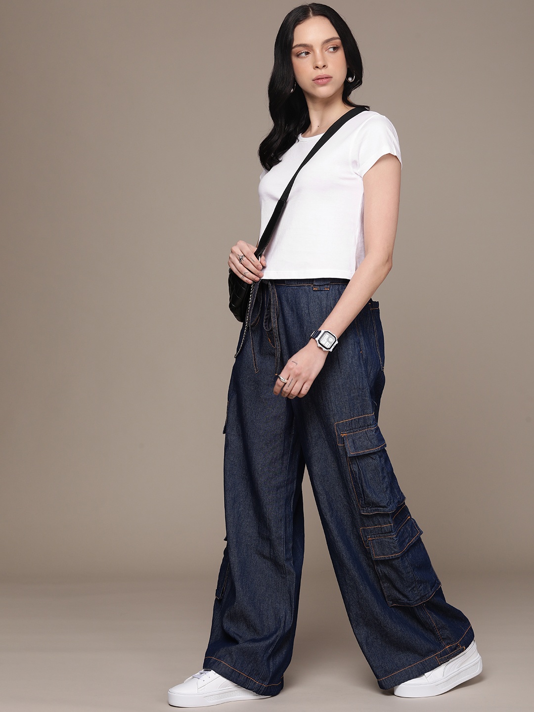 

The Roadster Lifestyle Co. Women Solid T-shirt, White