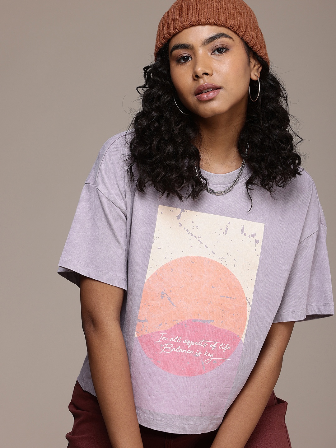 

The Roadster Life Co. Printed Drop-Shoulder Sleeves Washed Effect Pure Cotton Boxy T-shirt, Lavender