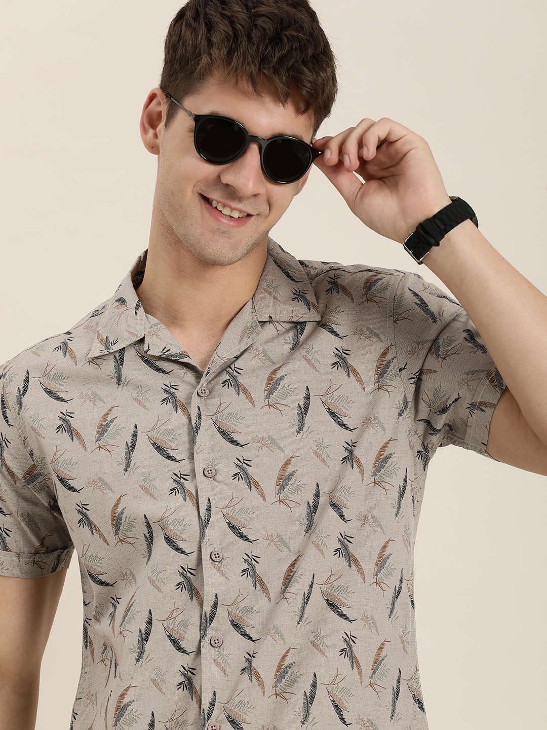 

HERE&NOW Men Pure Cotton Tropical Printed Casual Shirt, Grey