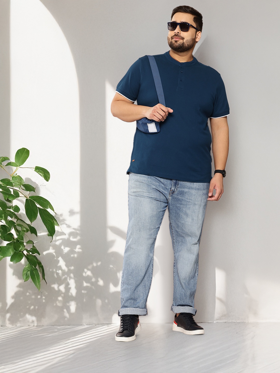 

Sztori Plus Size Henley Neck Pure Cotton T-shirt, Navy blue