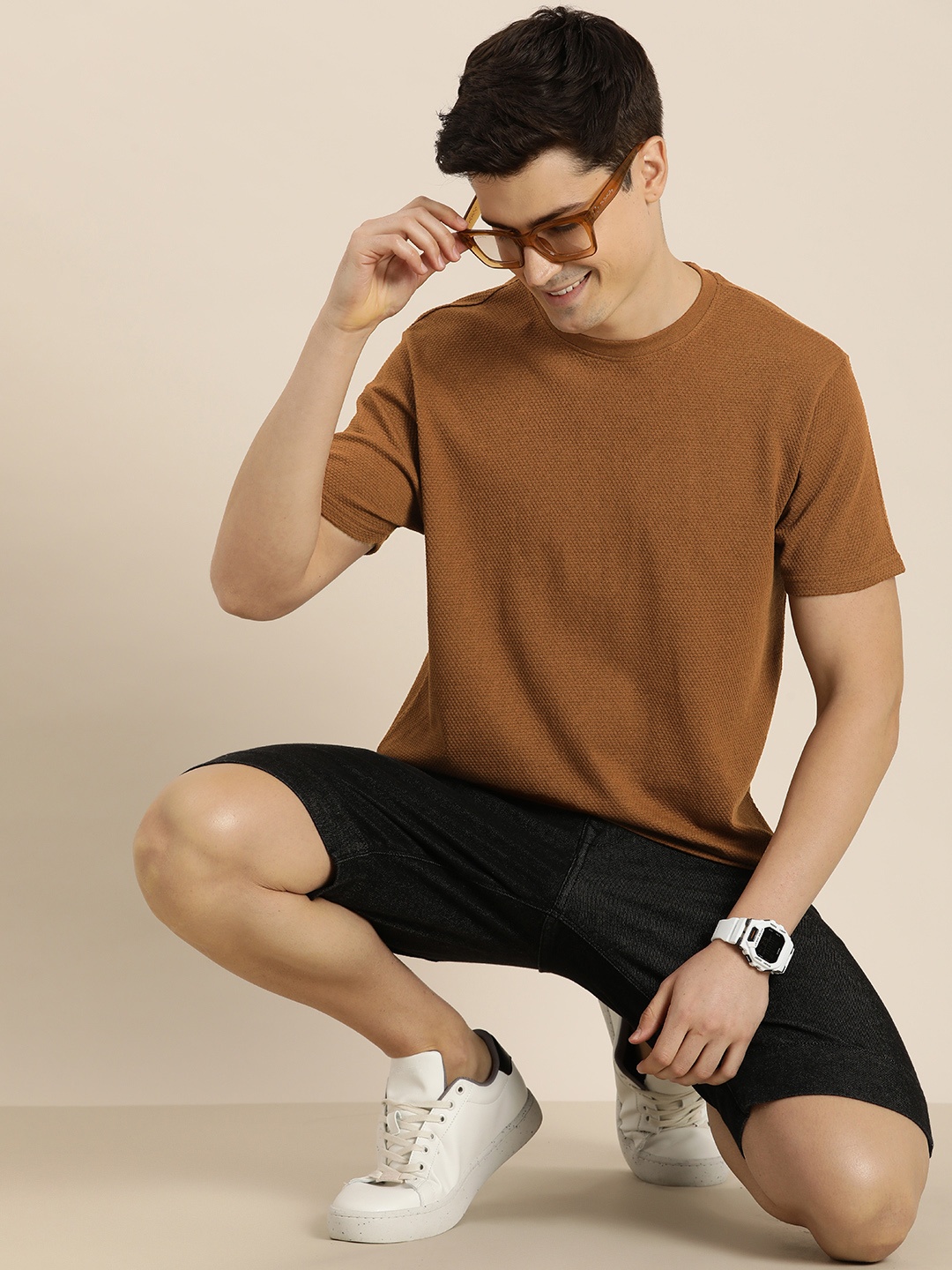 

HERE&NOW Self Design Round Neck T-shirt, Brown