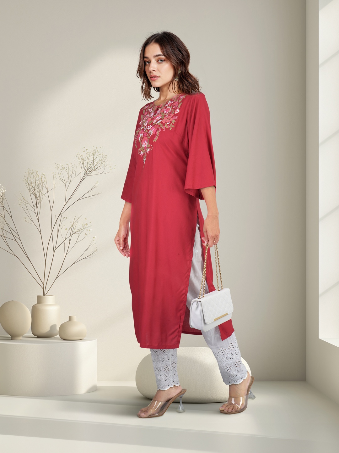 

HERE&NOW Floral Embroidered Keyhole Neck Flared Sleeves Kurta, Red