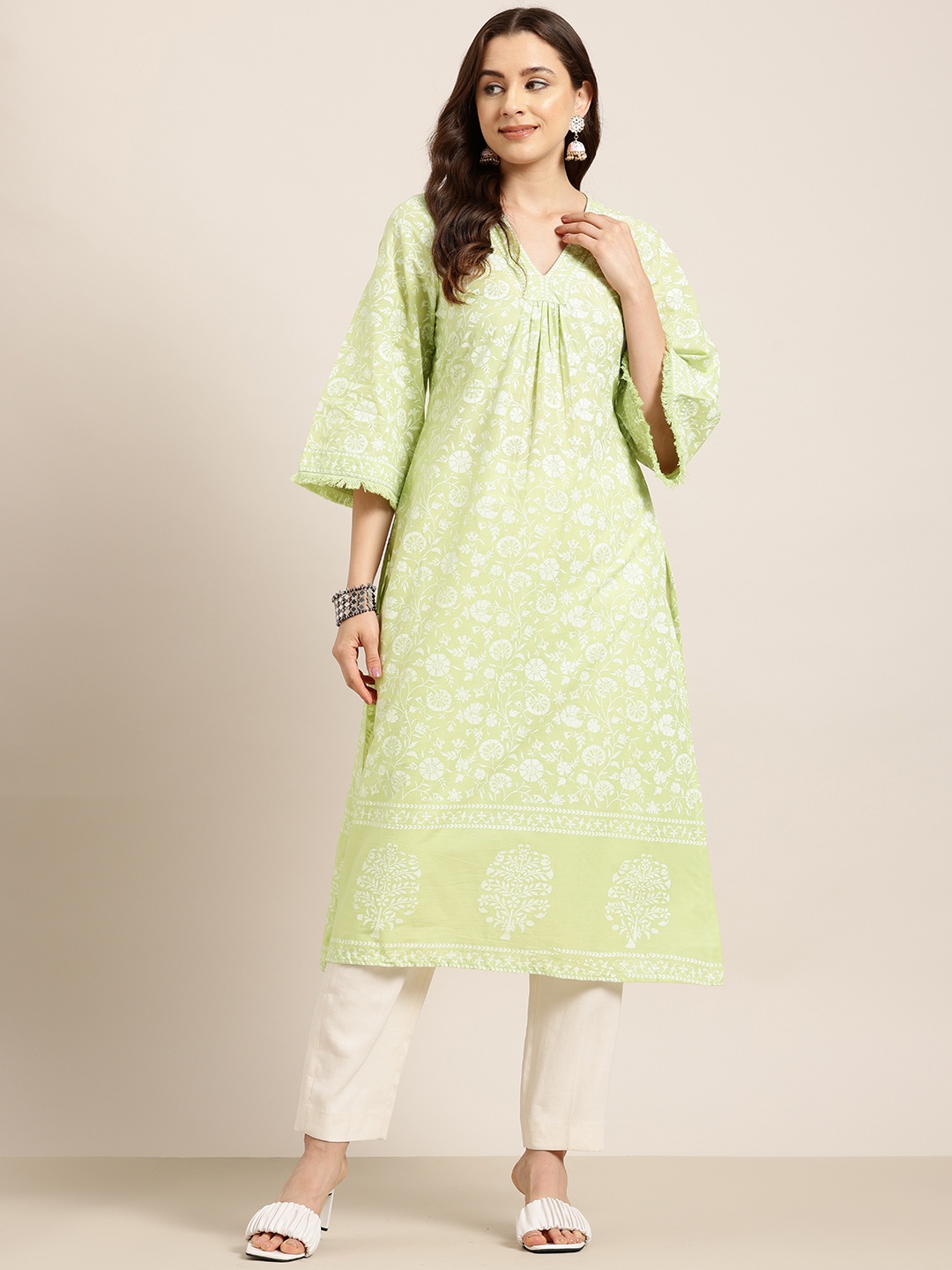 

HERE&NOW Floral Print Flared Sleeves Pure Cotton Kurta, Green