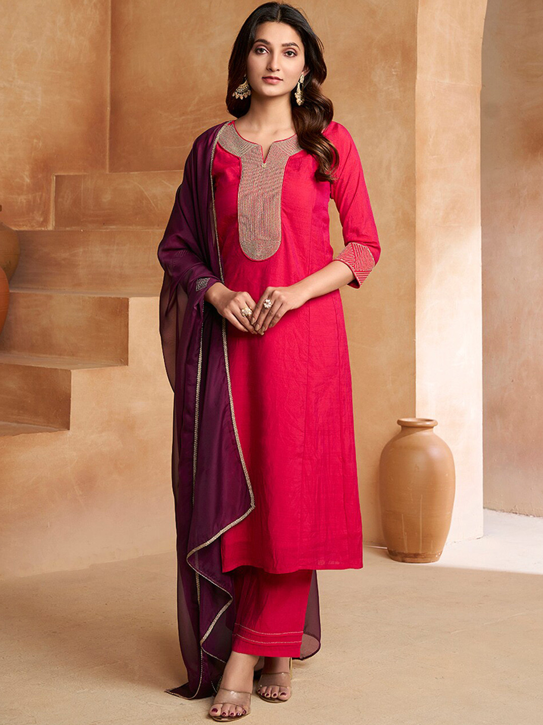 

Inddus Yoke Design Regular Kurta with Trousers & Dupatta, Magenta