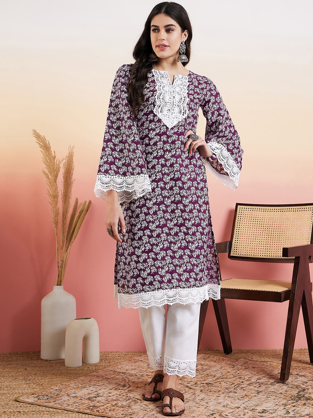 

Inddus Floral Printed Thread Work Straight Kurta, Purple