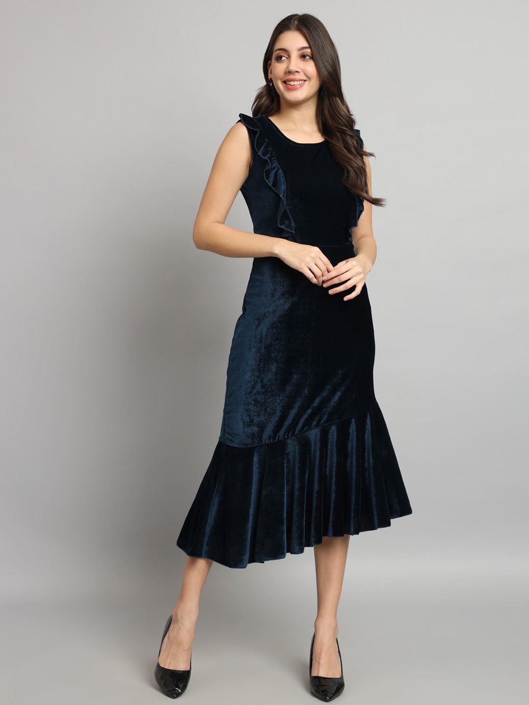 

VAARARO Round Neck Gathered Ruffles Velvet Sheath Midi Dress, Blue