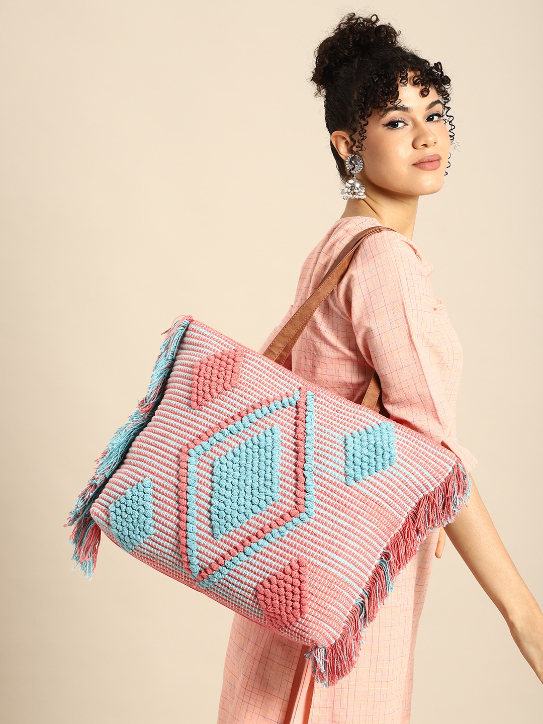 

Sangria Geometric Oversized Shopper Shoulder Bag with Tasselled, Coral