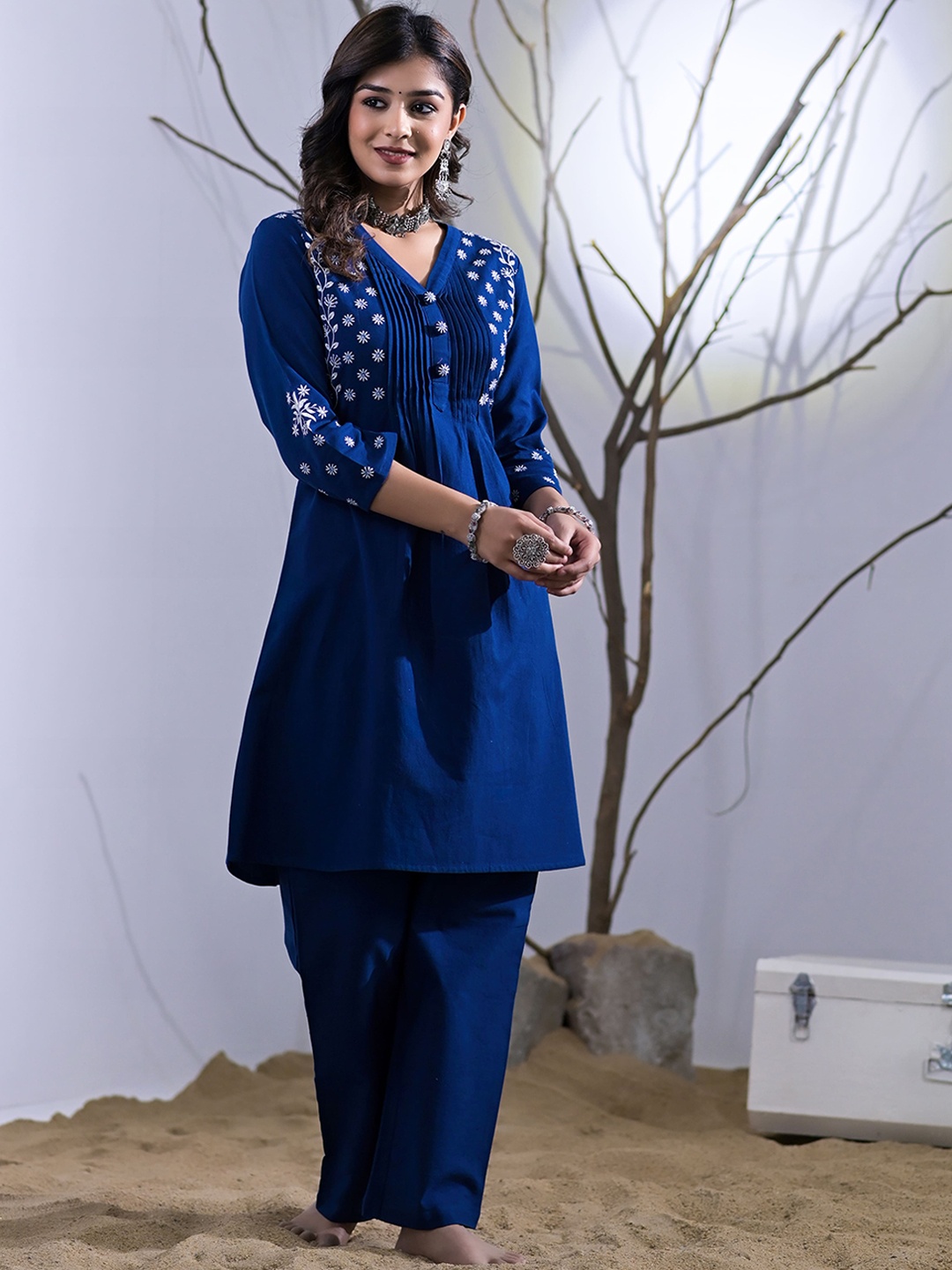 

Advya Embroidered Pure Cotton A-Line Co-ord set, Navy blue