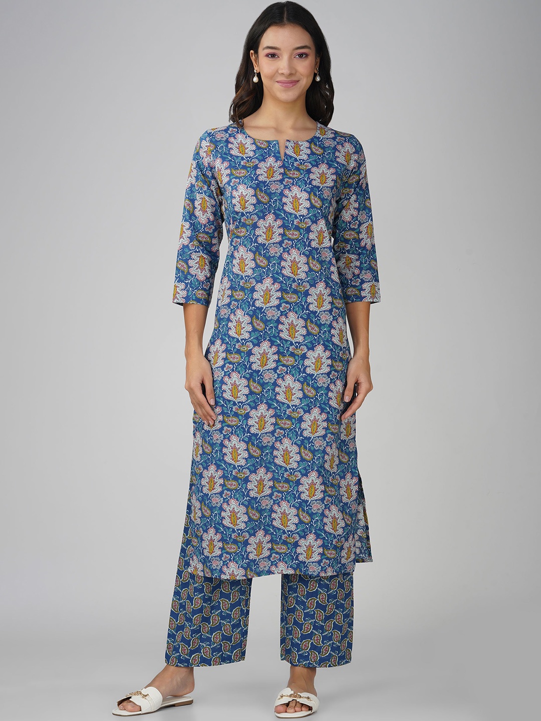 

SPARSA Ethnic Motifs Printed Regular Pure Cotton Kurta with Palazzos, Blue