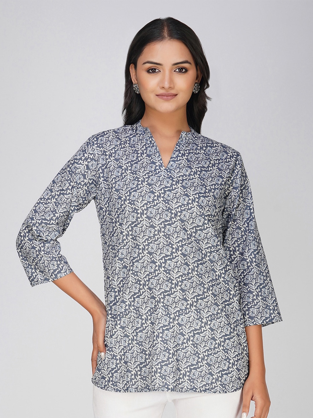 

SPARSA Print Mandarin Collar Pure Cotton Top, Grey