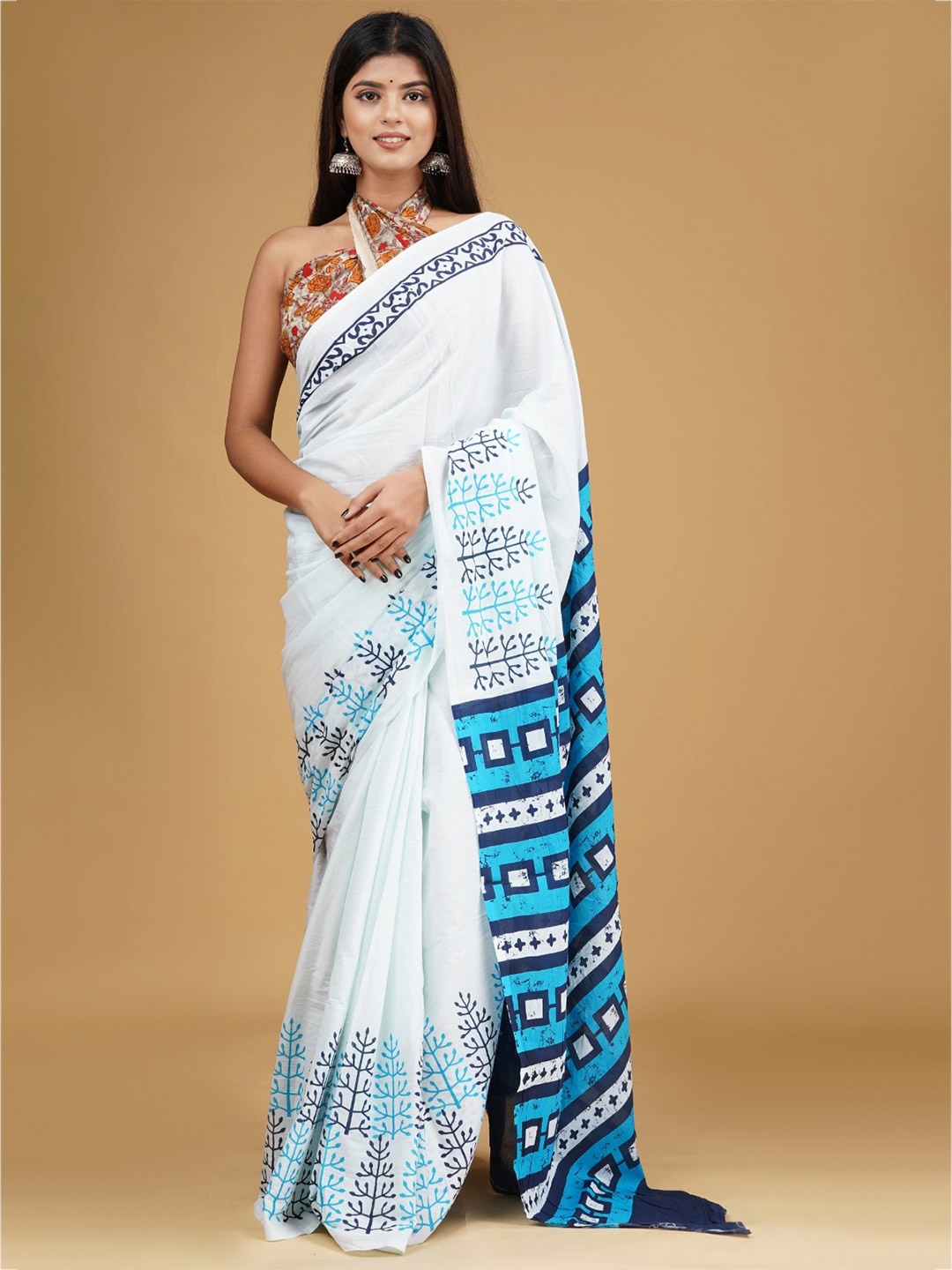 

TROPWEAR Ethnic Motifs Block Print Pure Cotton Saree, White