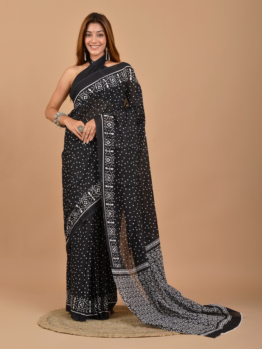 

TROPWEAR Polka Dots Printed Pure Cotton Block Print Saree, Black