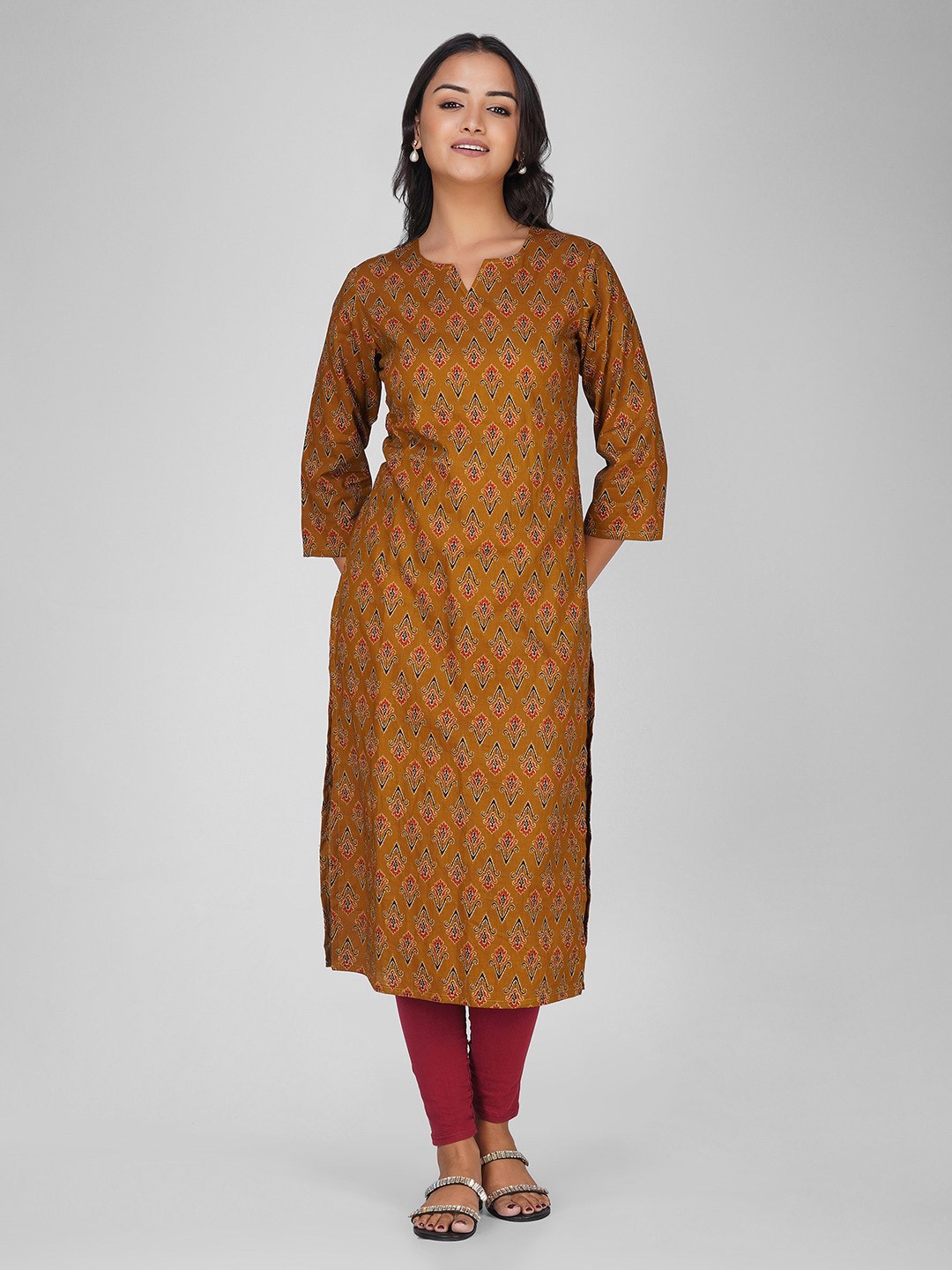 

SPARSA Floral Printed Pure Cotton Straight Kurta, Mustard